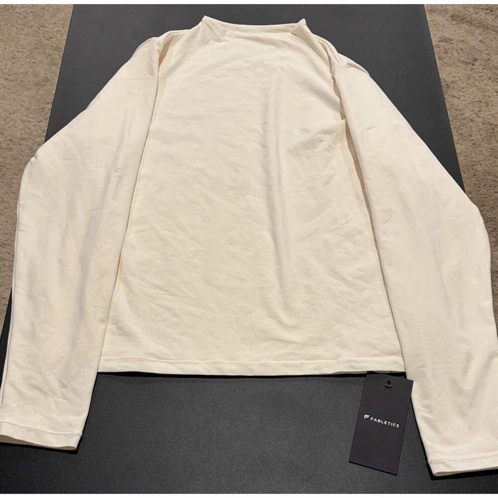 Fabletics Womens Seamless Long Sleeve Essential Tee Bone Off White 2X NWT